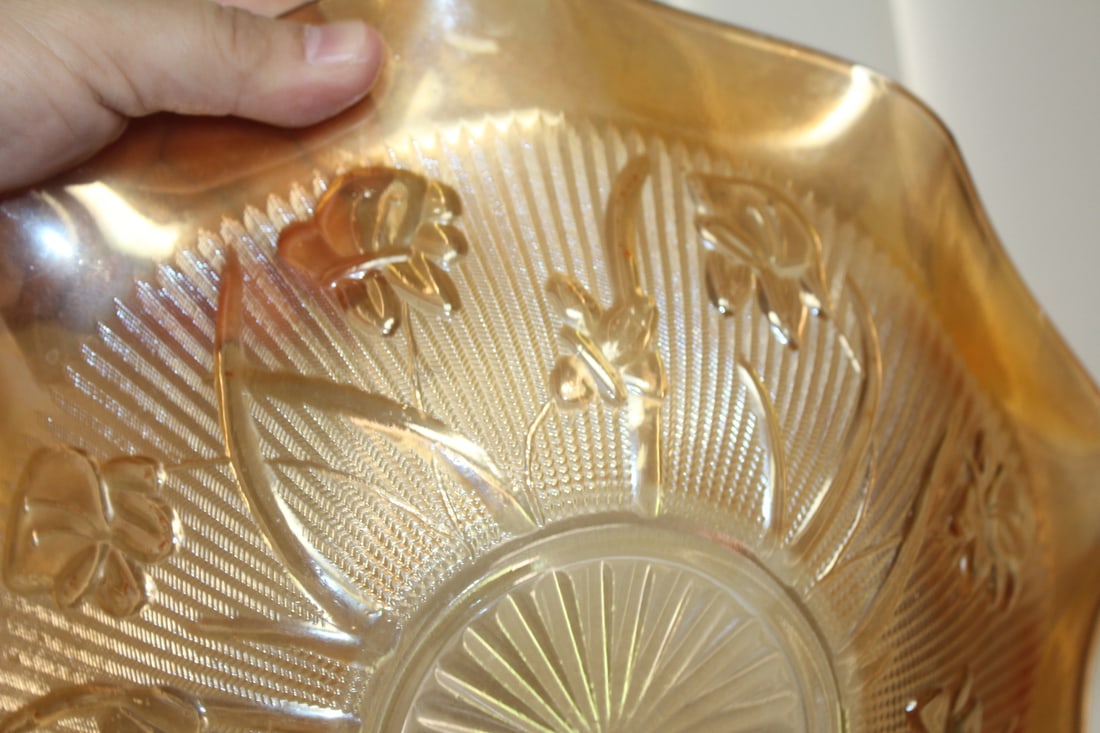 Large Carnival Glass Bowl - 5
