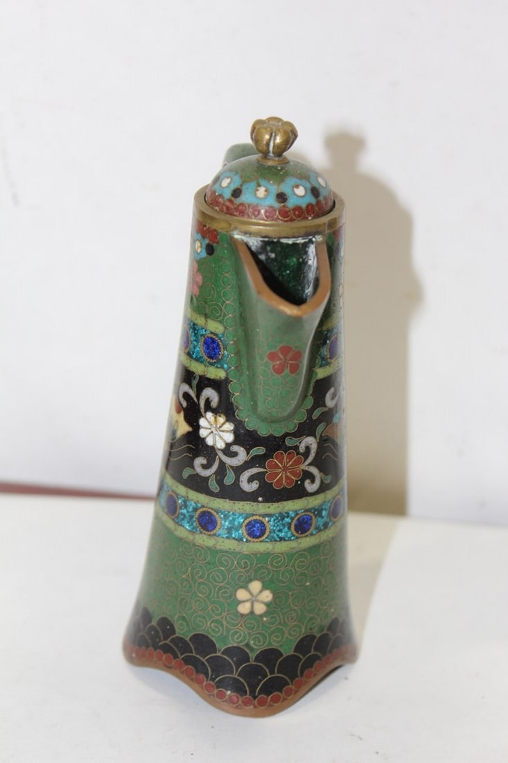 A Japanese Cloisonne Teapot - 2