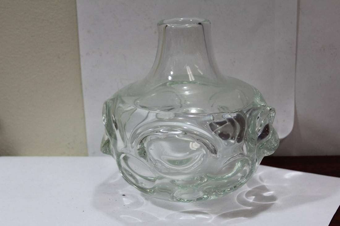 A Clear Artglass Center Piece Bottle - 2