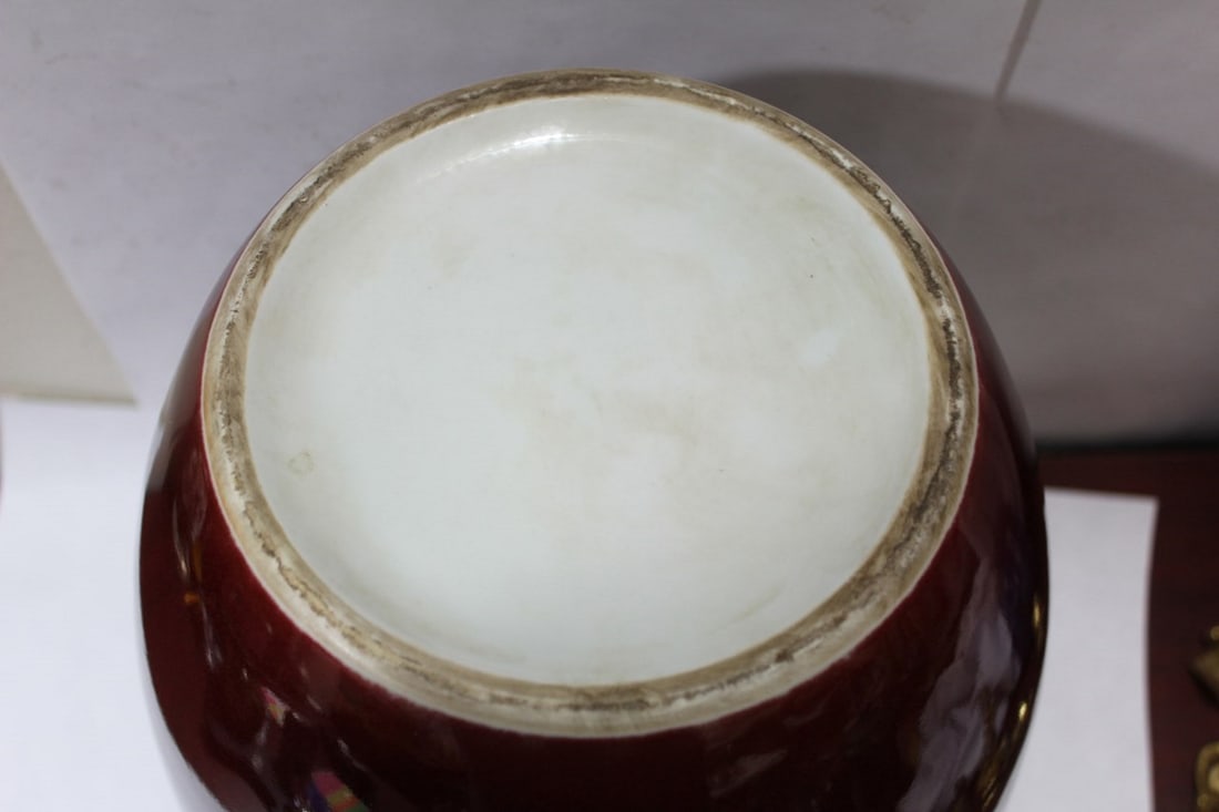 A Chinese Oxblood Monochrome Jar - 7