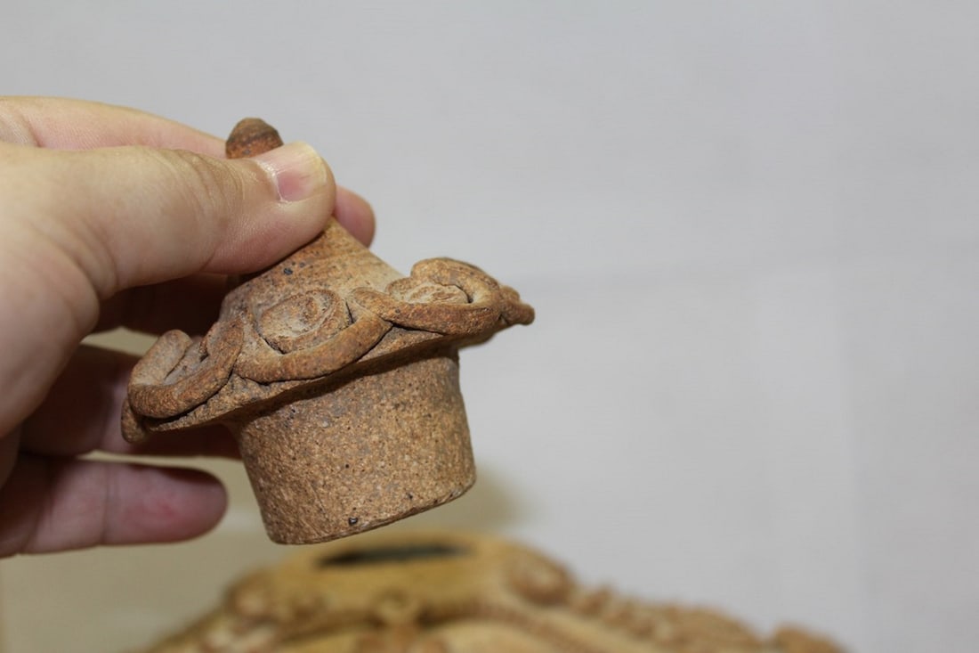 A Helen Bennett Art Pottery House - 6