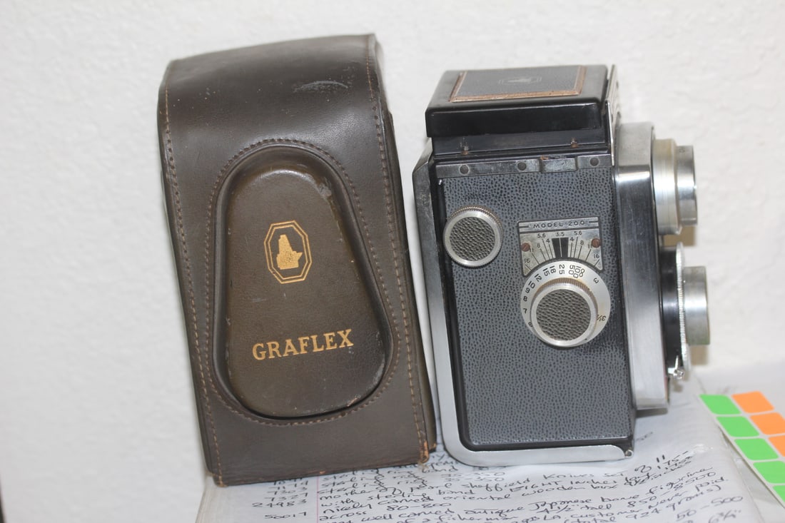 Graflex Twin Lens Camera - 2