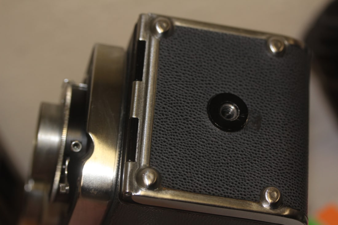 Graflex Twin Lens Camera - 3
