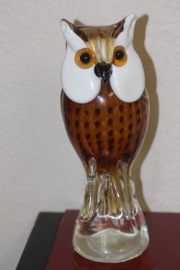Art Glass Owl: 9 1/4" tall