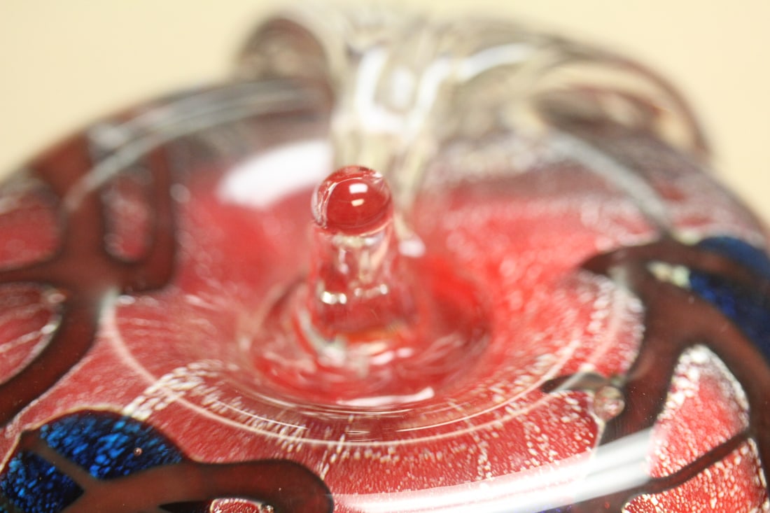 Artglass Apple Paperweight - 2