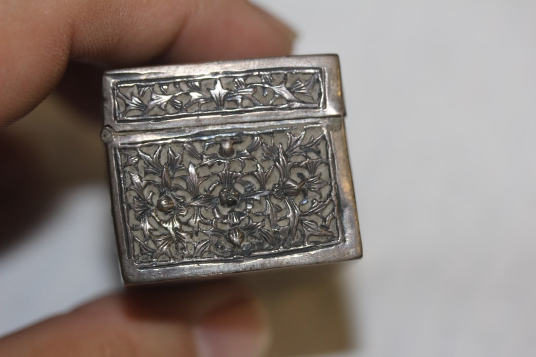 Antique Repousse Sterling Trinket Box - 5
