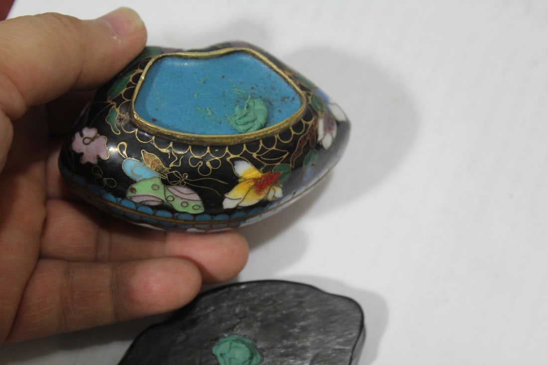 A Chinese Cloisonne Box and Stand - 4