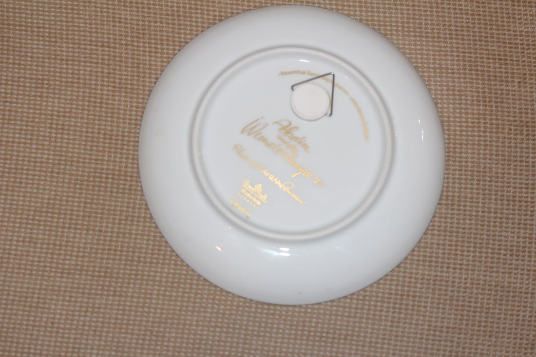 Rosenthal Wiinblad Collectors Plate - 4