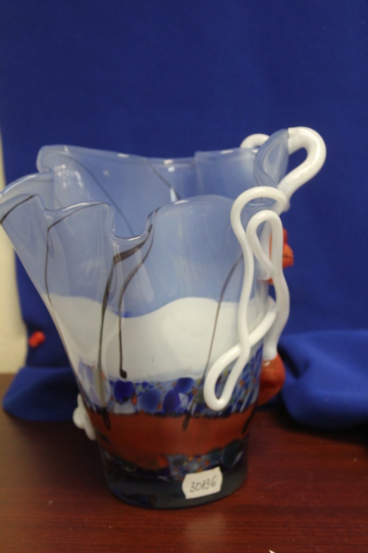 A Signed Apply Artglass Vase - 4