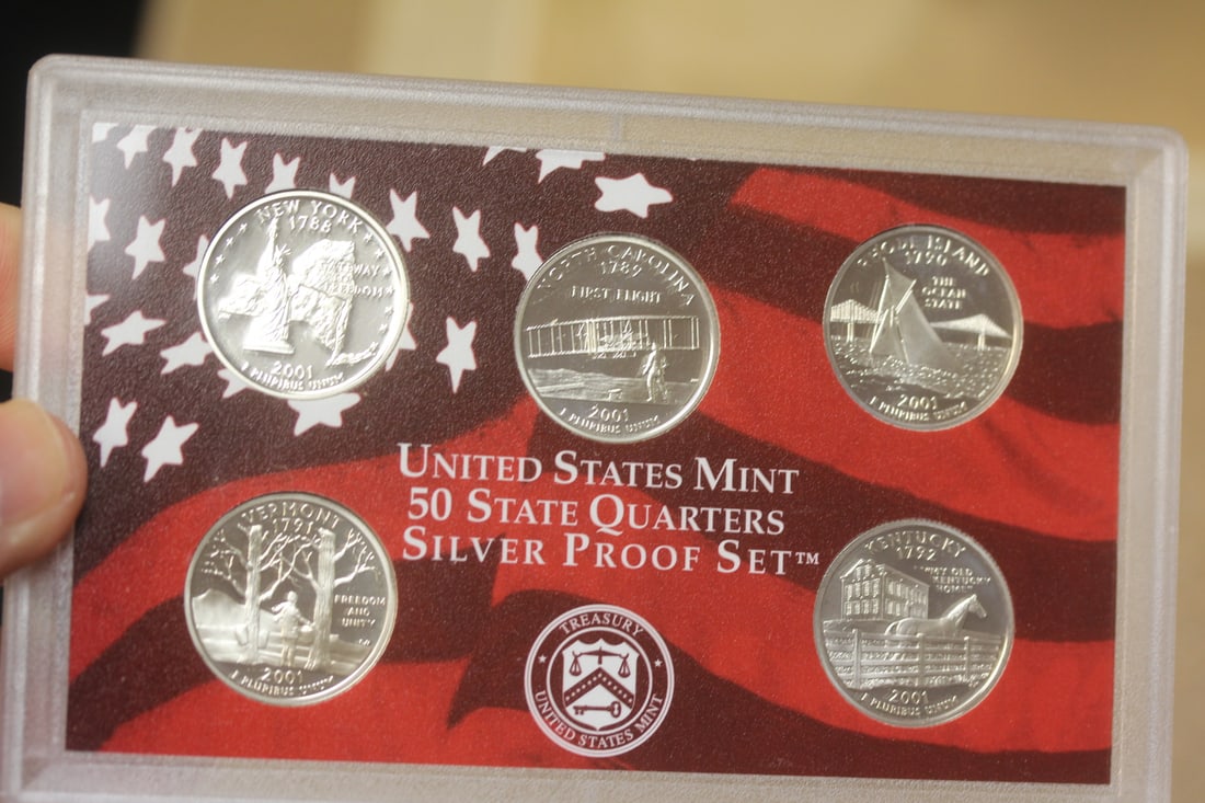 2001 US Mint Silver Proof Set - 3