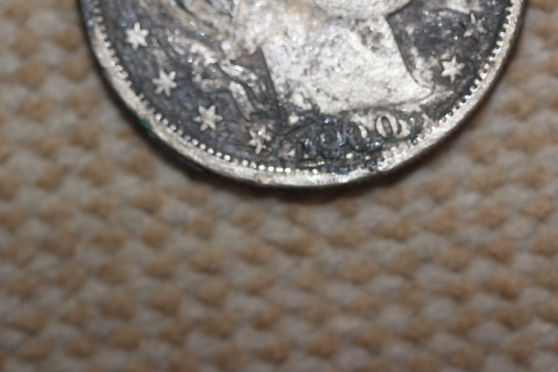 Key date 1900 Barber Silver Half Dollar - 2