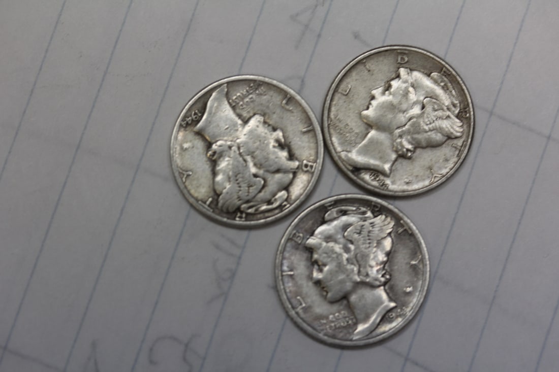 Lot of 3 Mercury Dimes: 90% silver