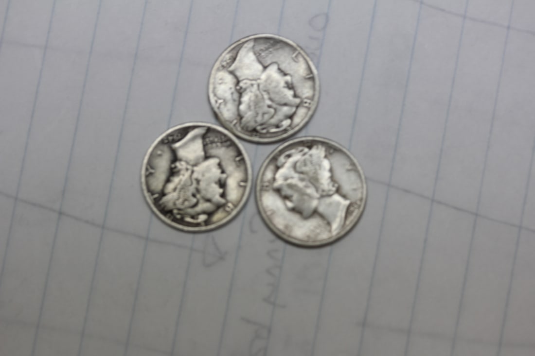 Lot of 3 Mercury Dimes: 90% silver