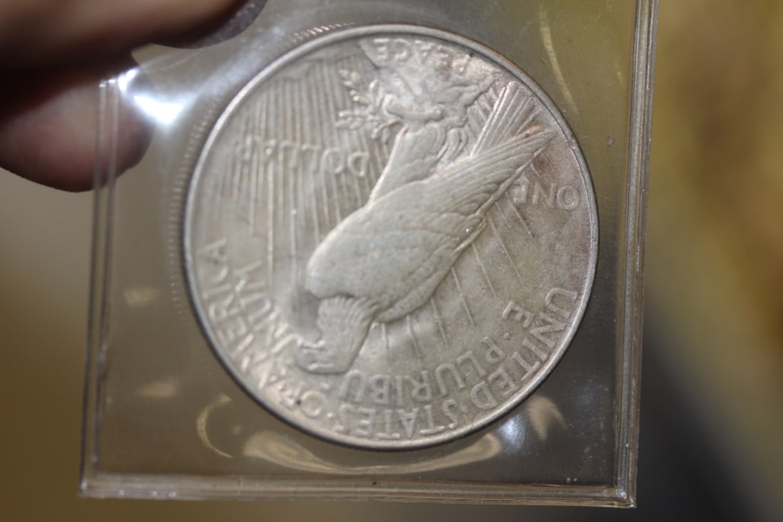 1922 Peace Silver Dollar - 2