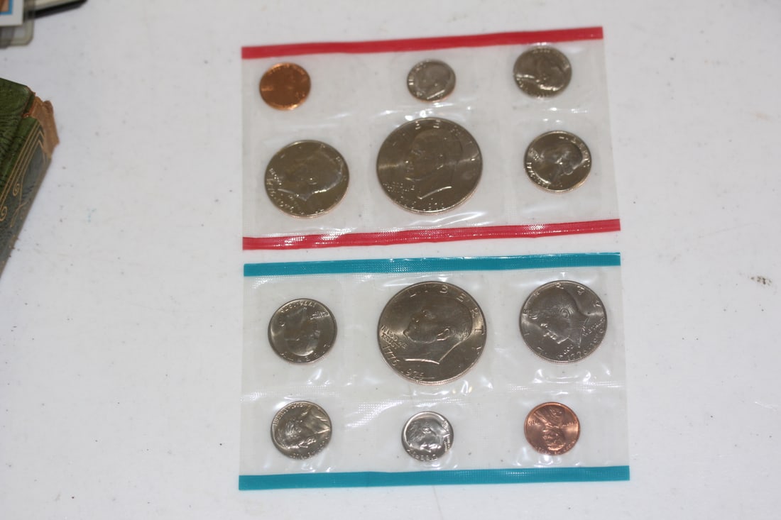 1976 US Mint Coin Set: 12 coins in total