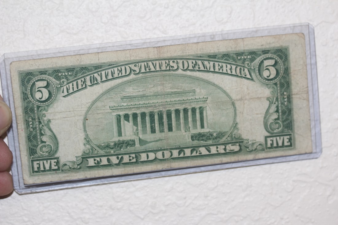 Shift Error 1953 Red Seal $5.00 Note - 2