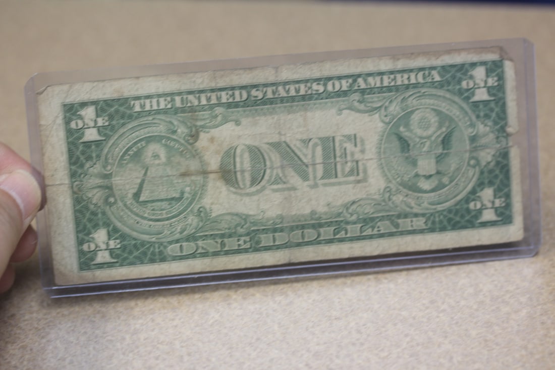 1935 One Dollar Blue Seal Star Note - 2