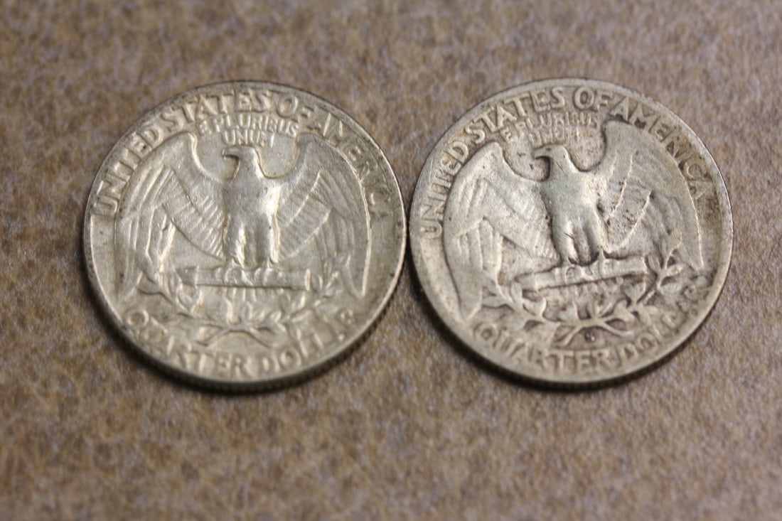 Lot of 2 Silver Washington Quarters - 2