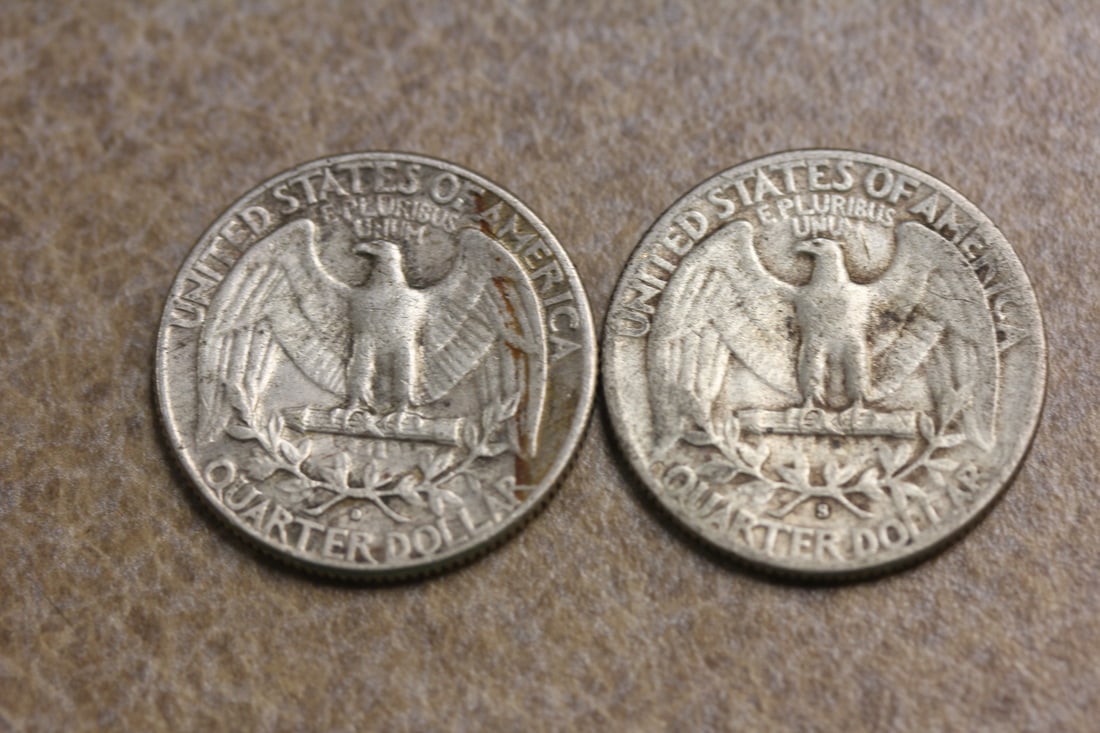 Lot of 2 Silver Washington Quarters - 2