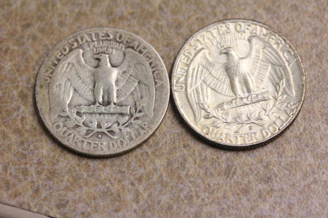 Lot of 2 Silver Washington Quarters - 2