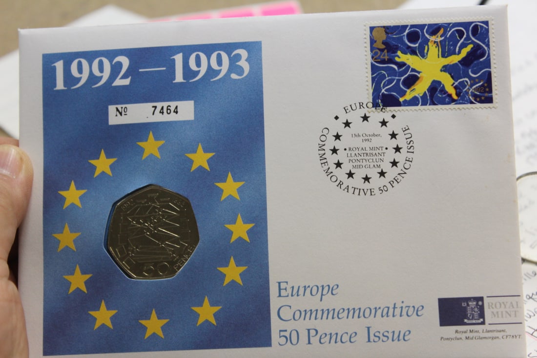 Europe Commemorative 50 Pence Issue Coin: 1992-1993 - coin and stamp - rare