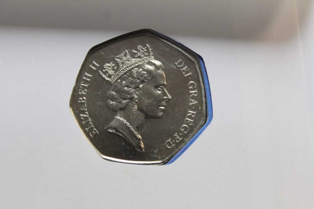Europe Commemorative 50 Pence Issue Coin - 3