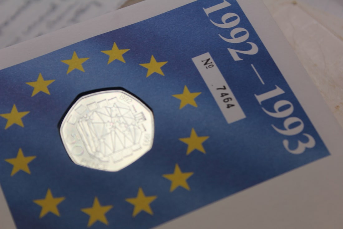 Europe Commemorative 50 Pence Issue Coin - 4