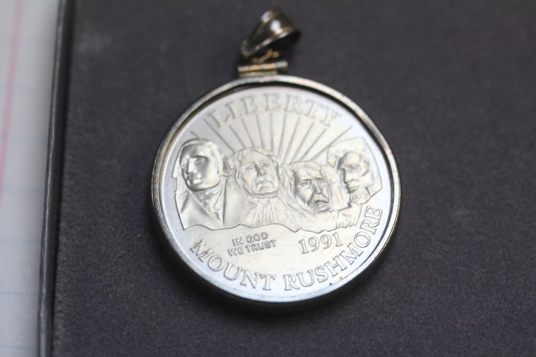 US Mount Rushmore Anniversary Coin: turned into a pendant - clad