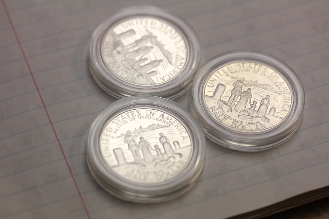 Lot of 3 1986 Liberty Coins - 2