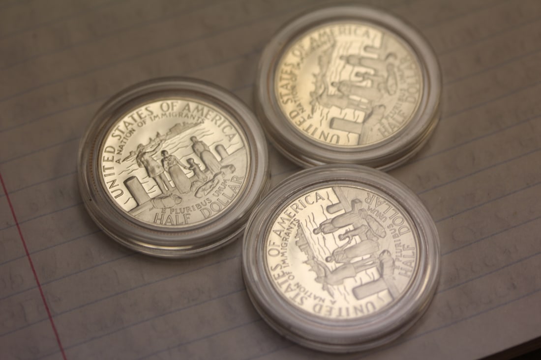 Lot of 3 1986 Liberty Coins - 2