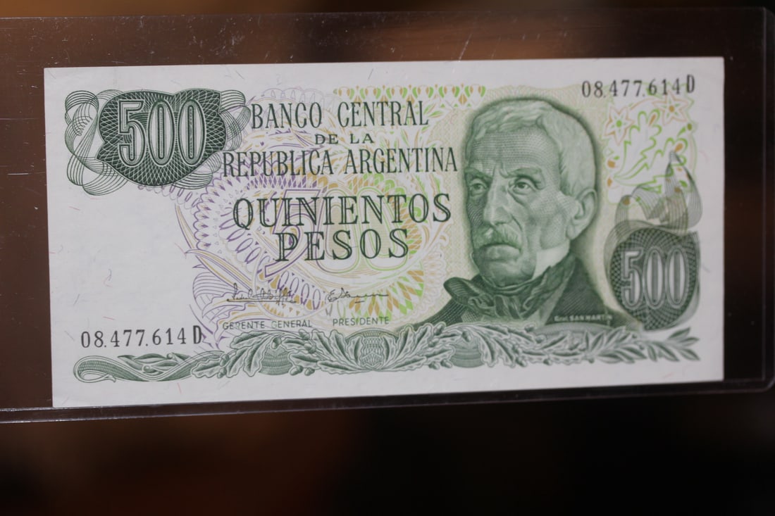 Argentina 500 Pesos Bank Note: as shown on photos
