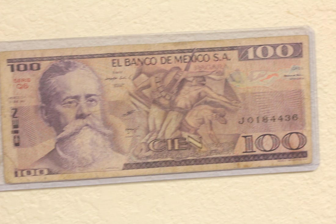 1981 Mexico 100 Pesos: as shown