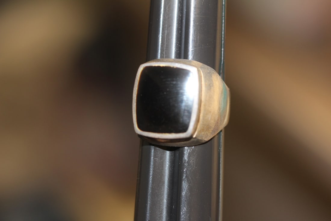 Sterling and Onyx Men's Ring - 2