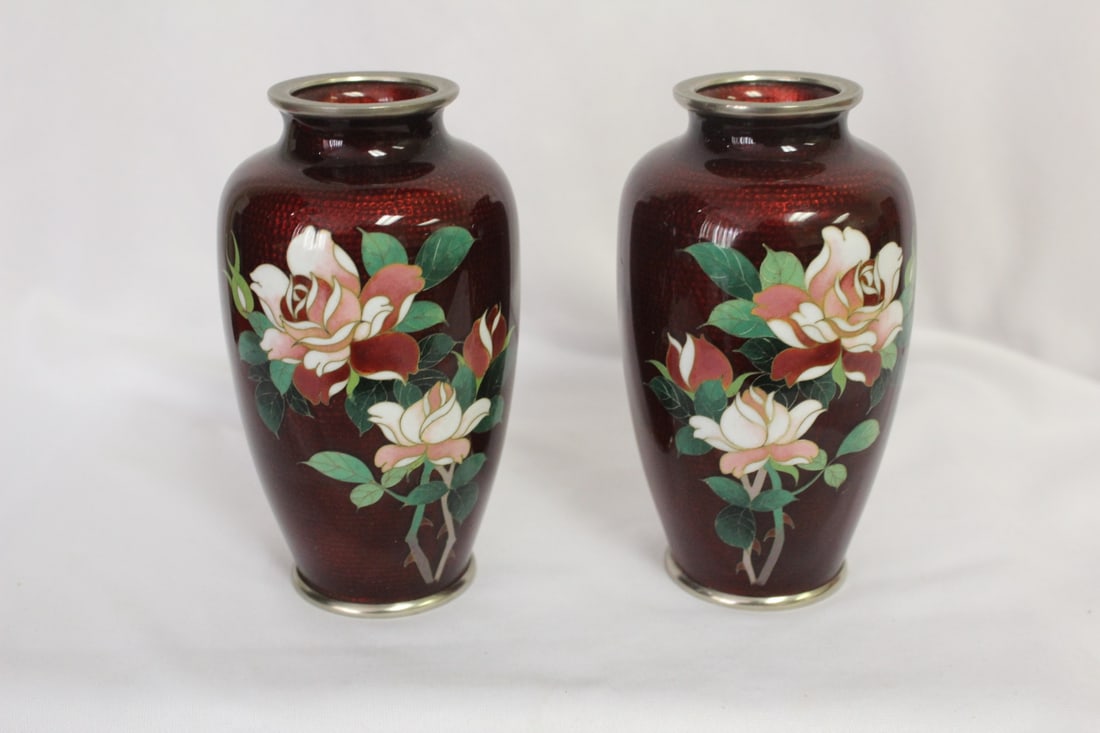 A Pair of Silverwired Japanese Cloisonne Vases: 5" tall
