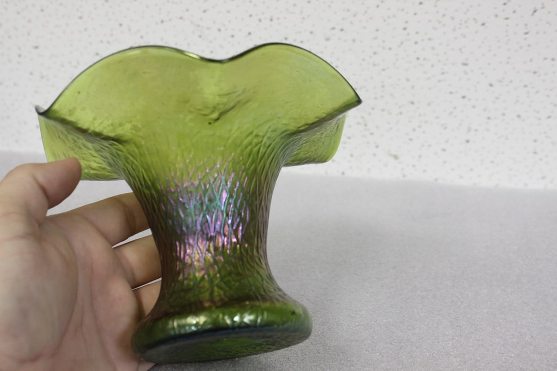 An Unsigned, Possibly Loetz Iridescent Vase - 2