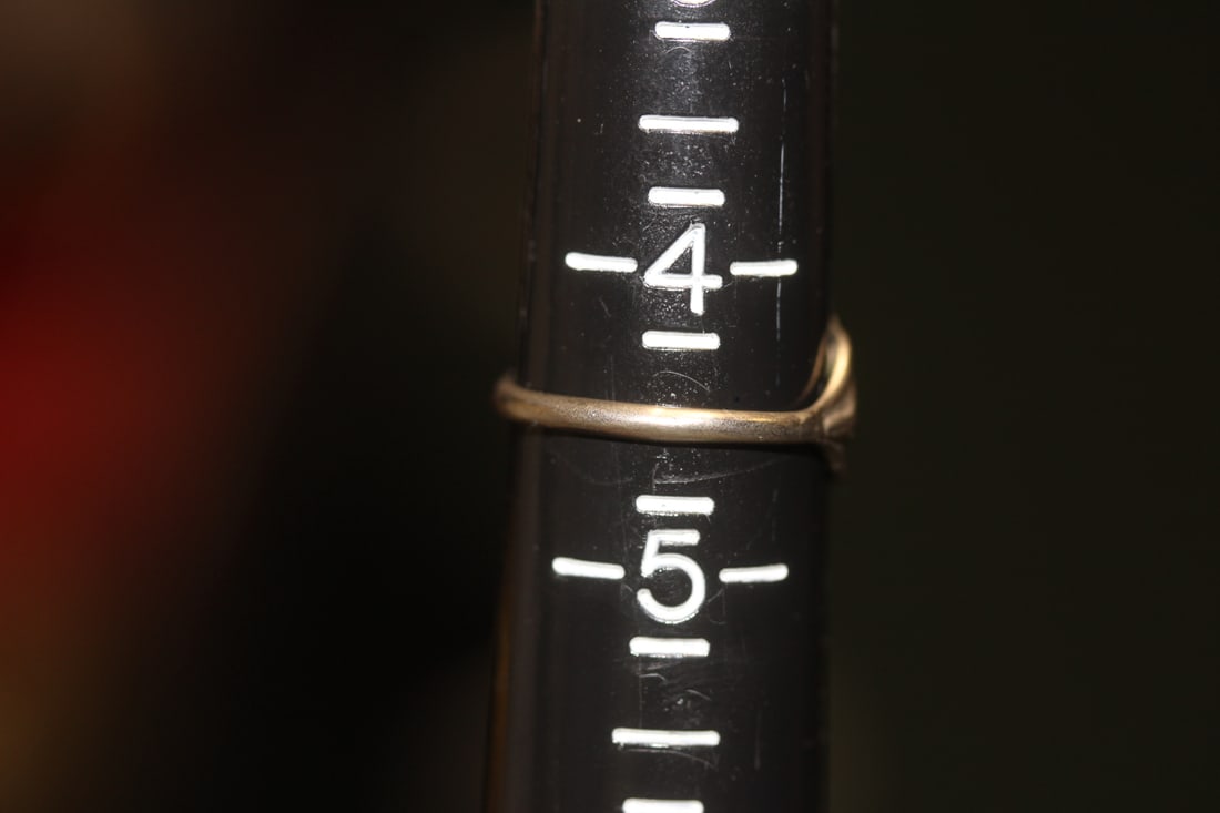 Sterling and Onyx Ring - 4