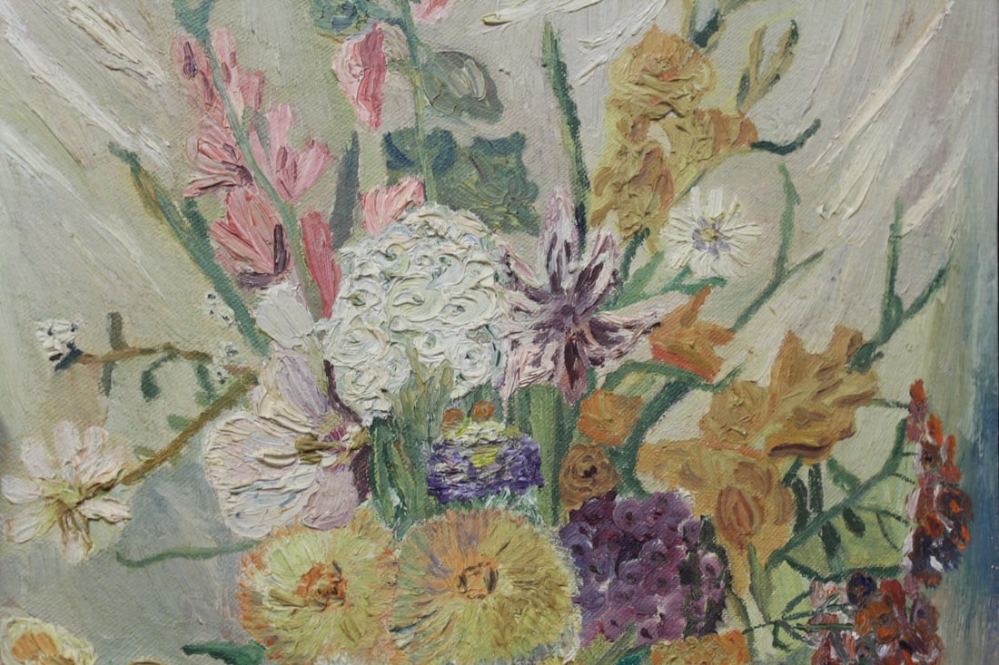 A Vintage Oil on Board of Flowers - 5