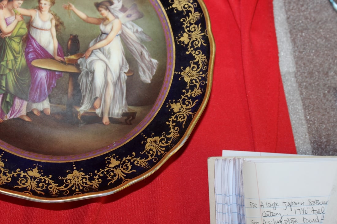 An Important Meissen Cobalt Blue Cabinet Plate - 4