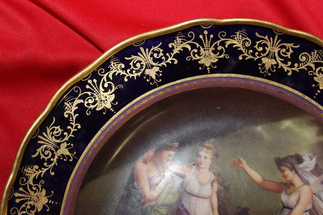 An Important Meissen Cobalt Blue Cabinet Plate - 7