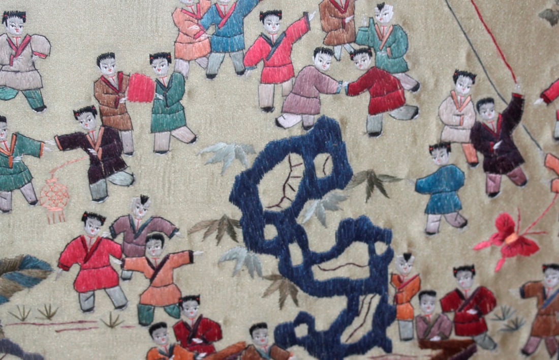 Antique Chinese Early 20th Century Embroidery - 4