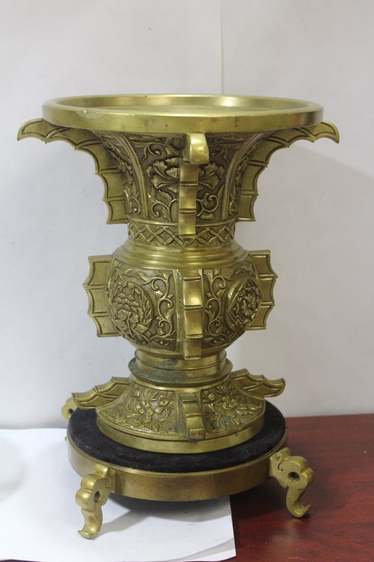 A Chinese Bronze Urn on Stand: Heavy - exact age is unknown - 9 5/8" tall without the stand