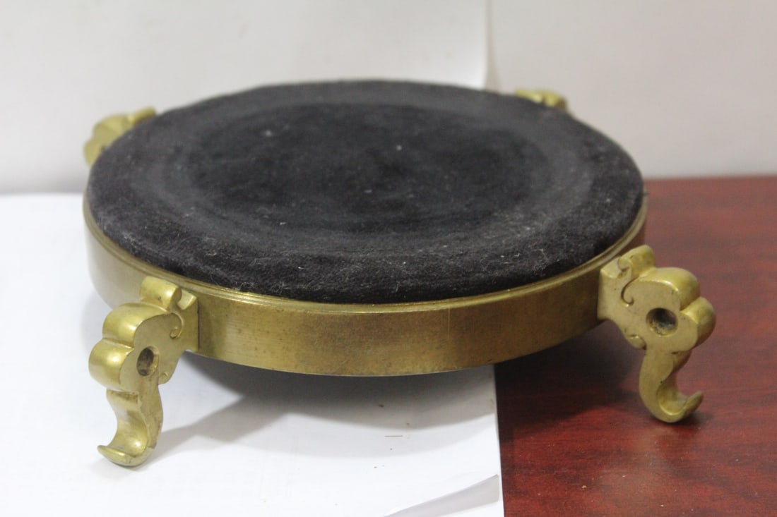 A Chinese Bronze Urn on Stand - 9