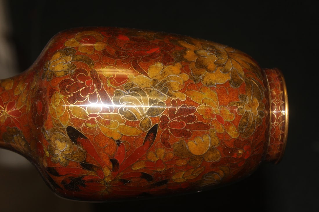 Pair of Chinese Cloisonne Vases - 2