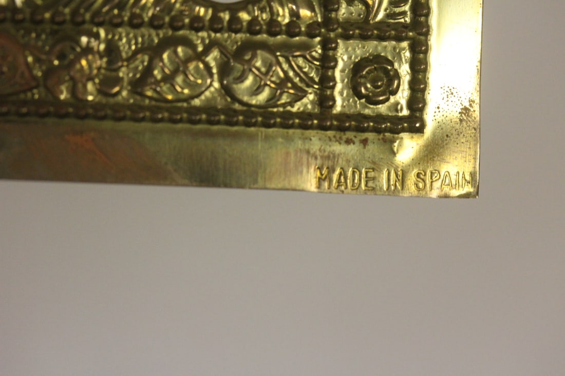 Small Icon Plate - 4