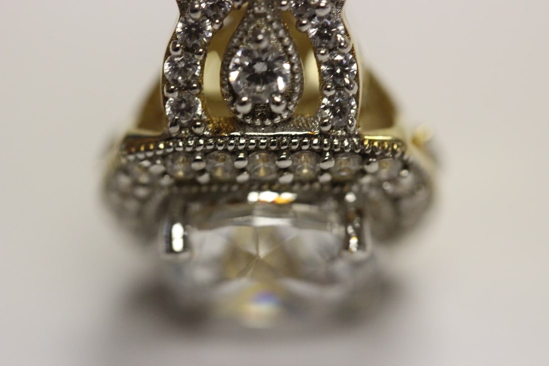 A Gold Plated on Sterling Ring with Stones - 7