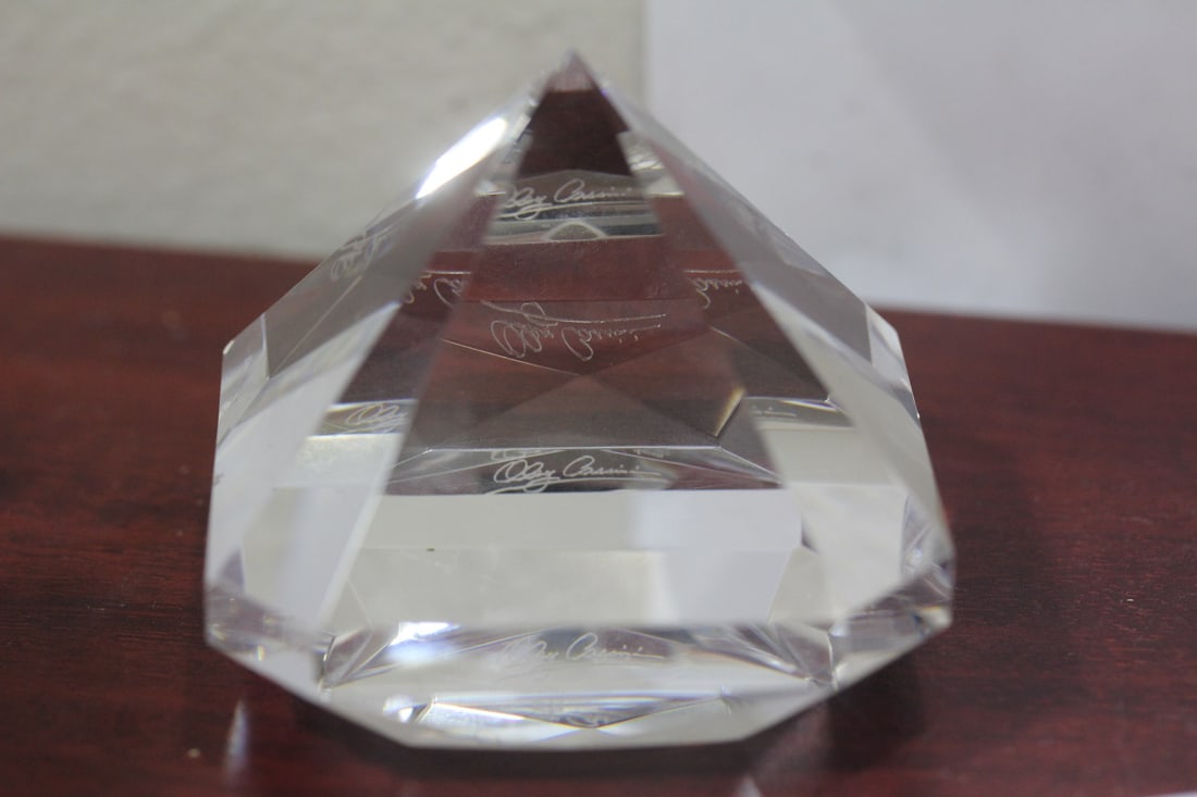 An Oleg Cassini Diamond Shape Paperweight - 3