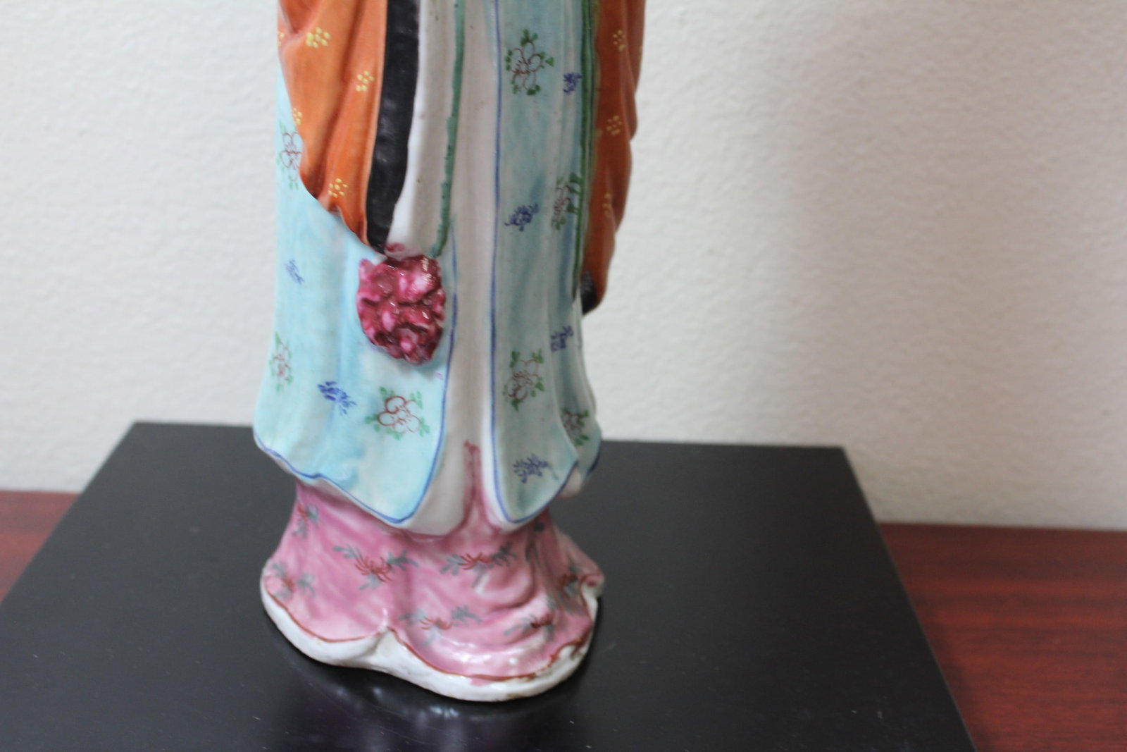 A Signed Chinese Porcelain Lady Statue - 11