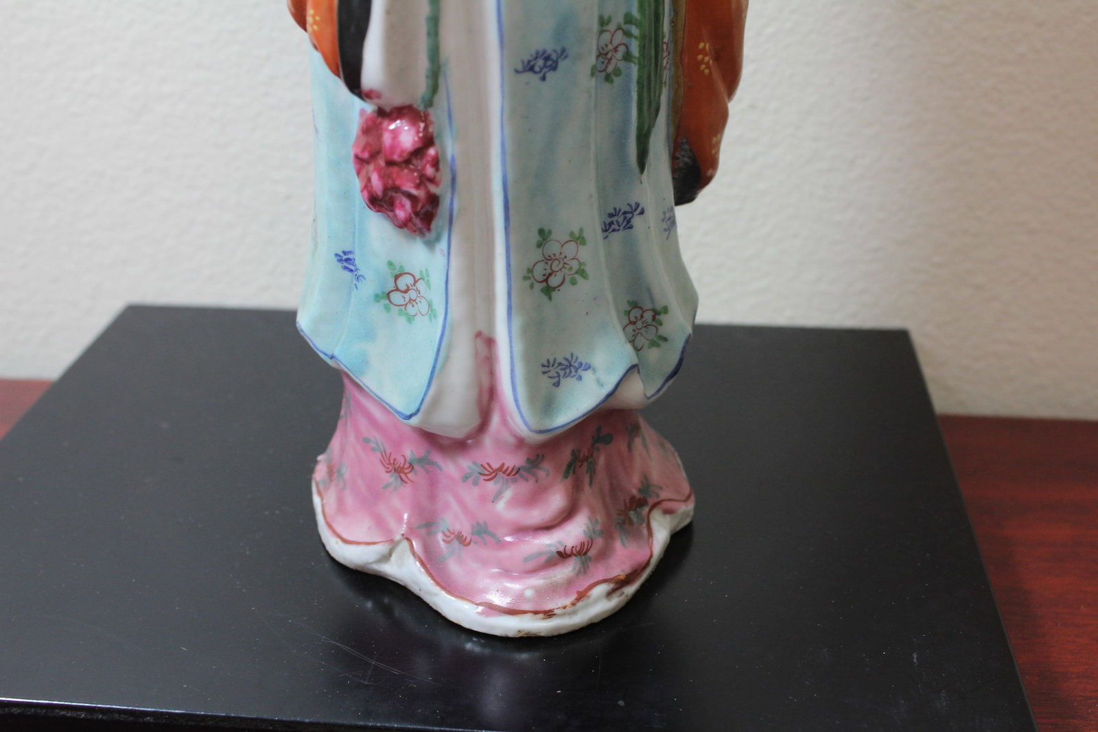A Signed Chinese Porcelain Lady Statue - 8