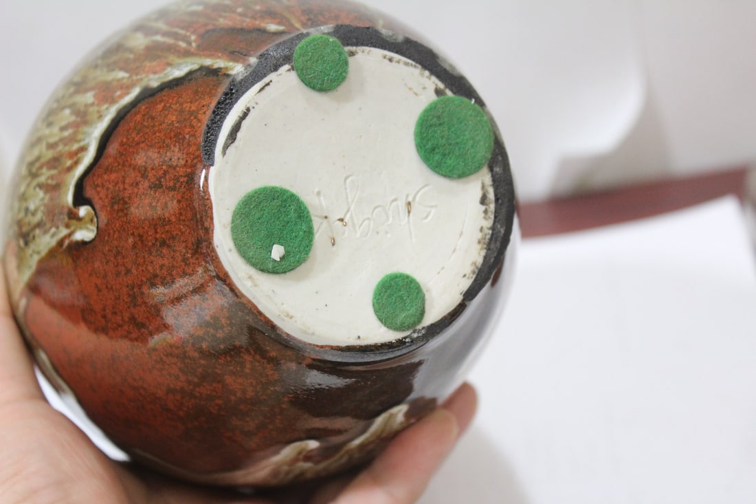 A Signed Shigeko Pottery Vase - 6