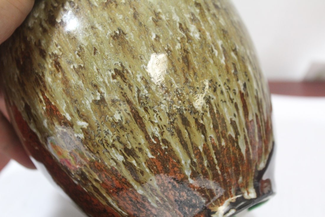 A Signed Shigeko Pottery Vase - 8